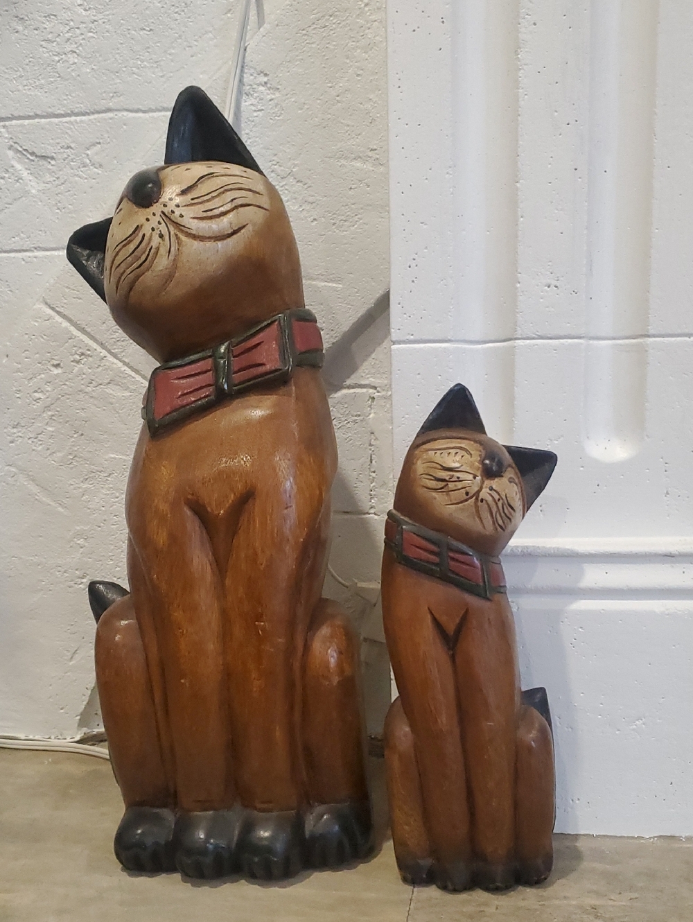2x Large Vintage Wooden Hand Carved Wood Cat Statues Figurines